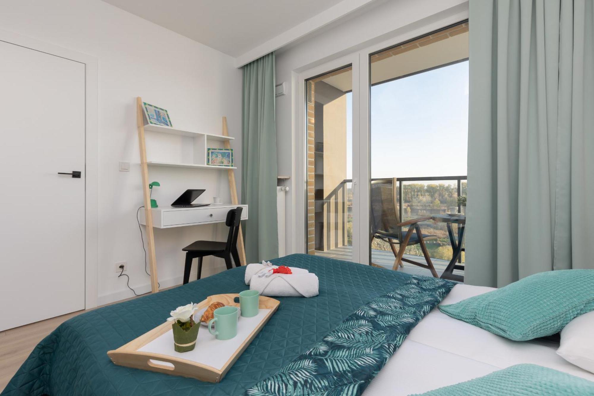 Praga With Parking By Renters * Warszawa